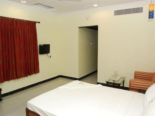 Shri Perumal Inn Puducherry Zimmer foto